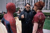 Sam Raimi gibt letzte Anweisungen Sam Raimi gibt letzte Anweisungen