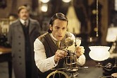 Guy Pearce (c) Warner Bros. Guy Pearce (c) Warner Bros.