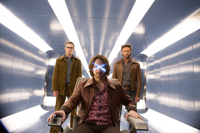 Hank McCoy/ Beast (Nicholas Hoult), Charles Xavier (James McAvoy) und Logan/ Wolverine (Hugh Jackman) – © 2014 Twentieth Century Fox