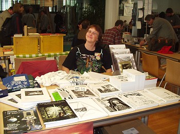 SFCD-Stand beim ElsterCon 2002 (c) Breitsameter SFCD-Stand beim ElsterCon 2002 (c) Breitsameter